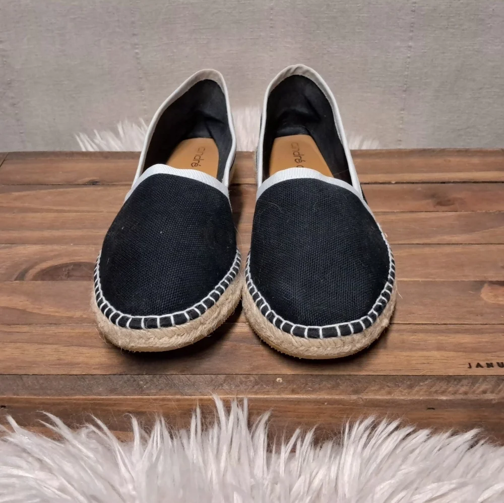Andre Assous Canvas Espadrilles Size 11